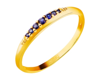8 K Yellow Gold Ring with Synthetic Sapphire