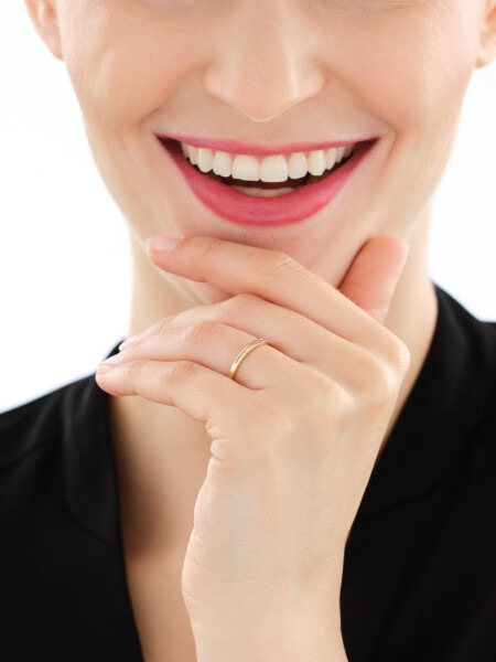 14 K Yellow Gold Ring with Diamonds - 0,05 ct - fineness 14 K