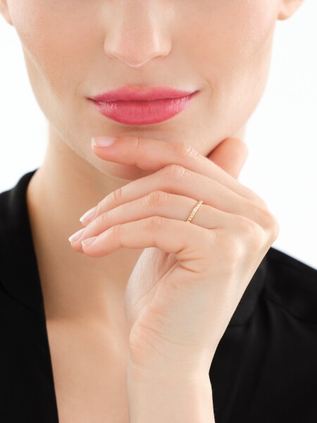 14 K Yellow Gold Ring with Diamond - 0,02 ct - fineness 14 K