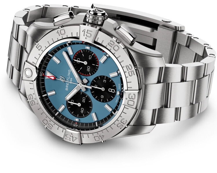 Breitling Avenger B01 Chronograph 44