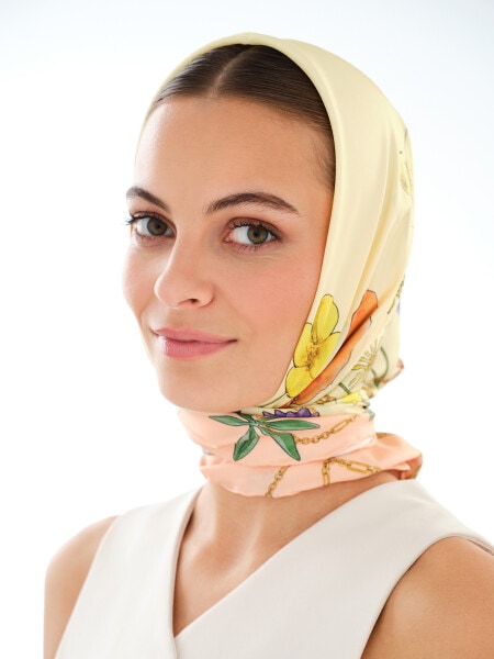 Apaszka jedwabna - Meadow Dreams, 85 x 85 cm