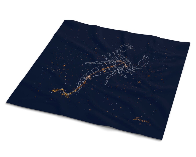 Hedvábný šátek se znamením zvěrokruhu – Štír, 52 cm × 52 cm