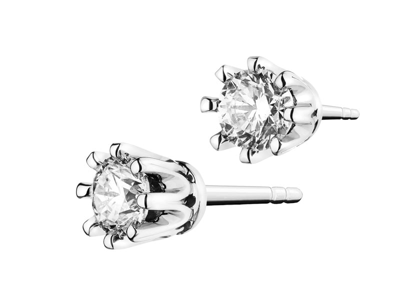 White gold earrings with brilliants 0,40 ct - fineness 14 K