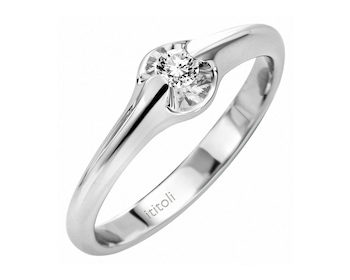 White gold ring with brilliant 0,10 ct - fineness 18 K