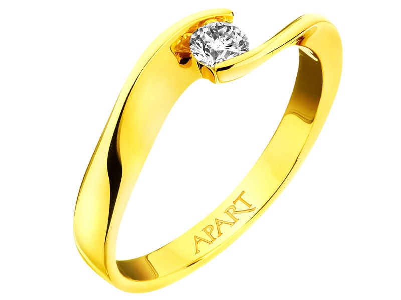 Yellow gold ring with brilliant 0,16 ct - fineness 14 K