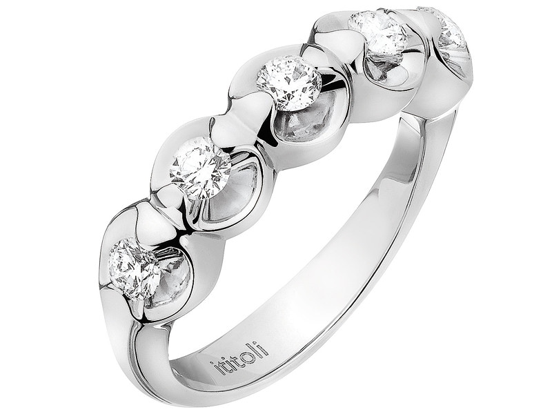 White gold ring with brilliants 0,50 ct - fineness 18 K