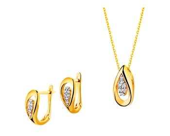 Yellow Gold Earrings, Pendant & Chain - Set