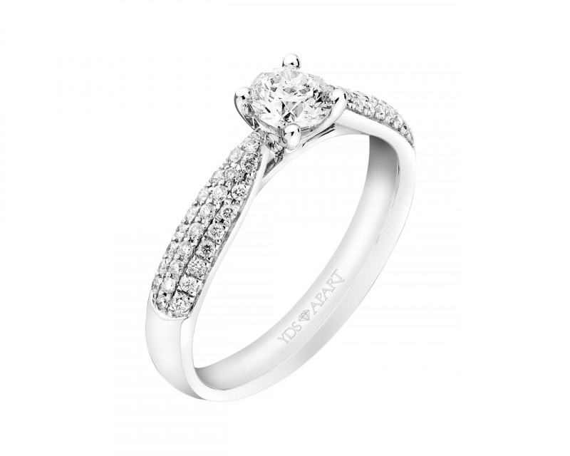 18ct White Gold Ring with Diamonds 0,76 ct - fineness 18 K