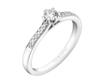 18ct White Gold Ring with Diamonds 0,23 ct - fineness 18 K