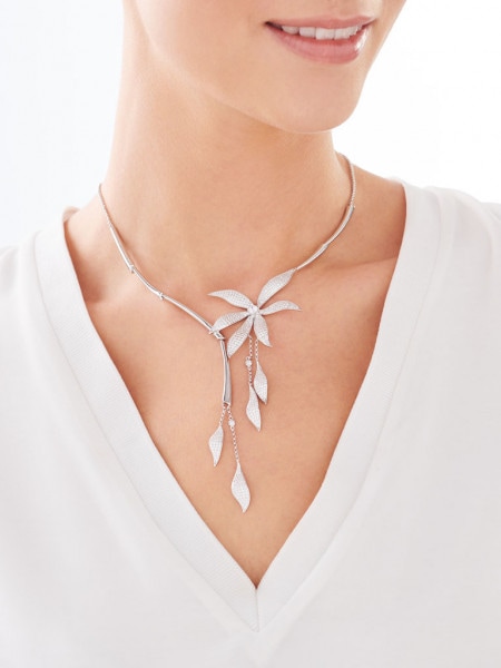 Naszyjnik srebrny z cyrkoniami - kwiat