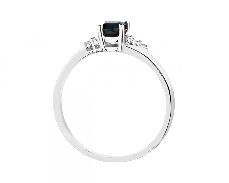 9ct White Gold Ring with Diamonds - fineness 9 K