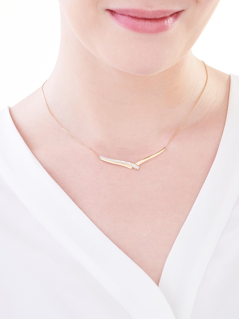 Yellow Gold Diamond Necklace 0,02 ct 