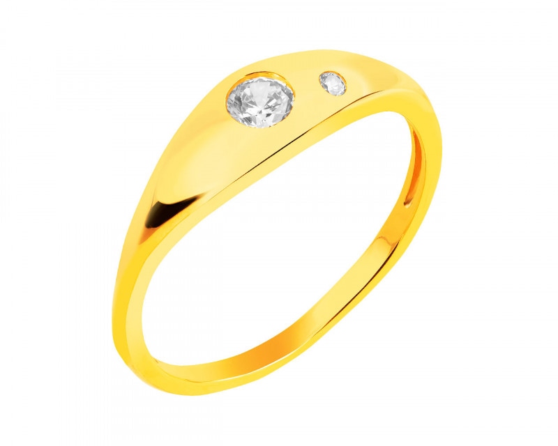 8ct Yellow Gold Ring with Cubic Zirconia