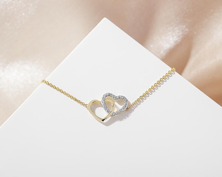 Yellow Gold Diamond Bracelet - Hearts 0,003 ct - fineness 14 K