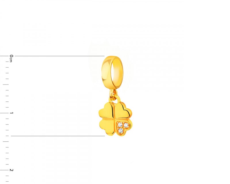 8 K Yellow Gold Pendant with Cubic Zirconia