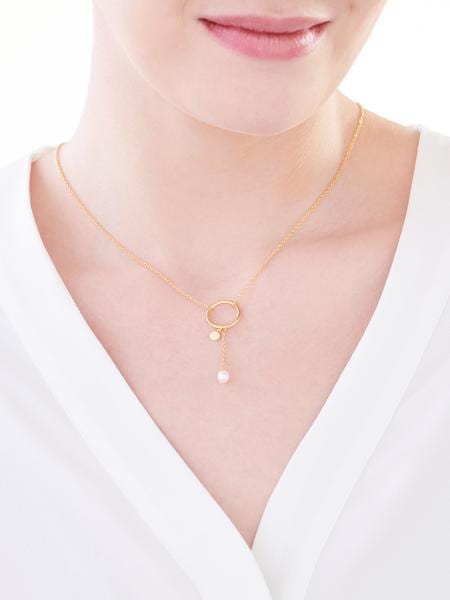 Pozlacený stříbrný náhrdelník s perlou - kroužek