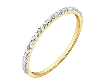 Pierścionek z żółtego złota z brylantami - 0,02 ct - próba 375