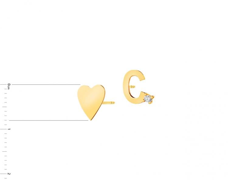 Złote kolczyki z cyrkonią - serce, litera C