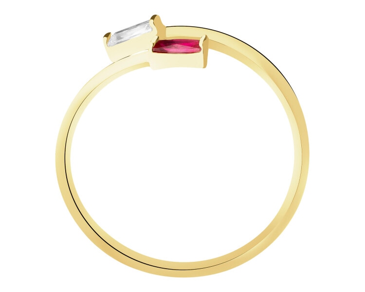 8 K Yellow Gold Ring with Synthetic Ruby