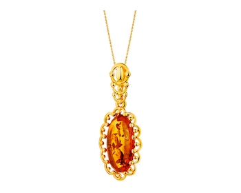 Yellow gold pendant with amber
