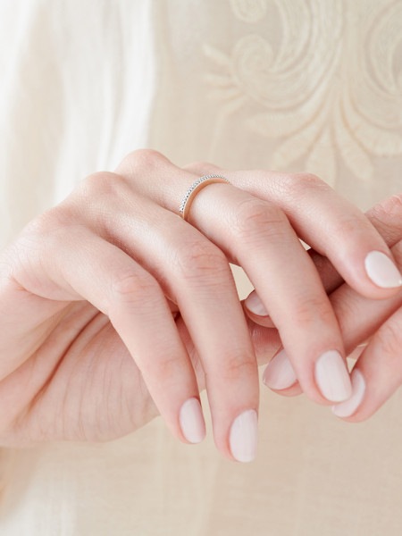 Pierścionek z żółtego złota z diamentami 0,06 ct - próba 750