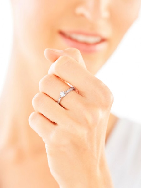 White gold diamond ring 0,10 ct - fineness 18 K