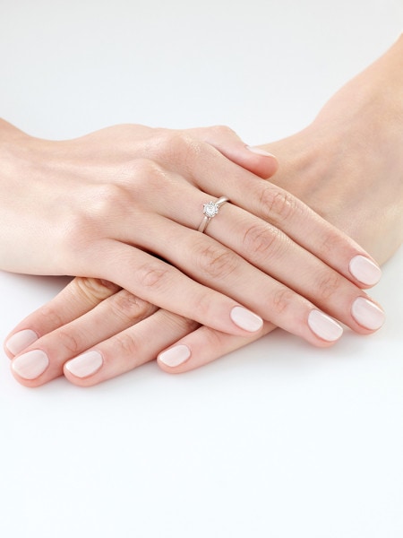 White gold brilliant diamond ring 0,15 ct - fineness 18 K