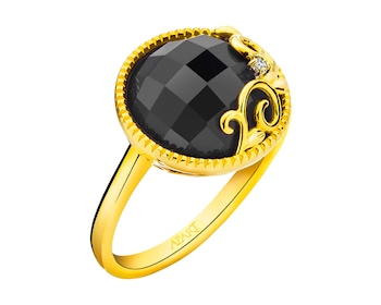Prsten ze žlutého zlata s diamantem a onyxem></noscript>
                    </a>
                </div>
                <div class=