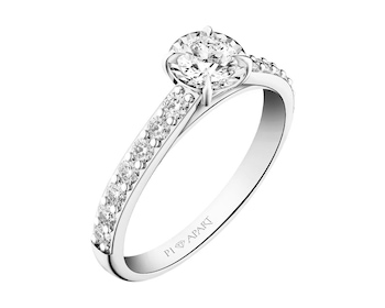 White gold ring with brilliants 0,51 ct - fineness 14 K