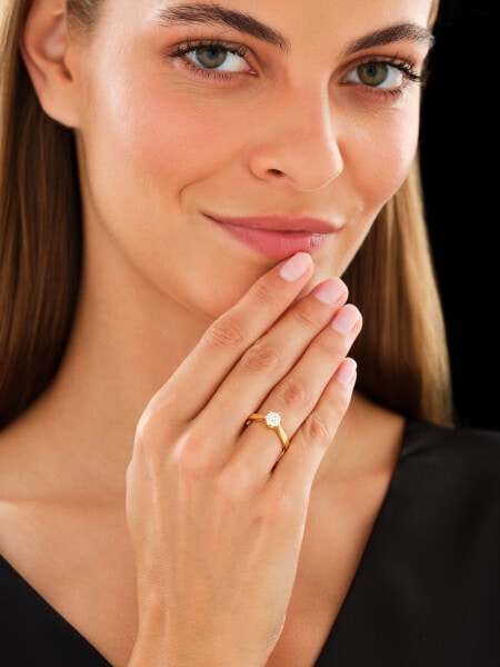 18ct Yellow Gold Ring with Diamond - 0,70 ct - fineness 18 K