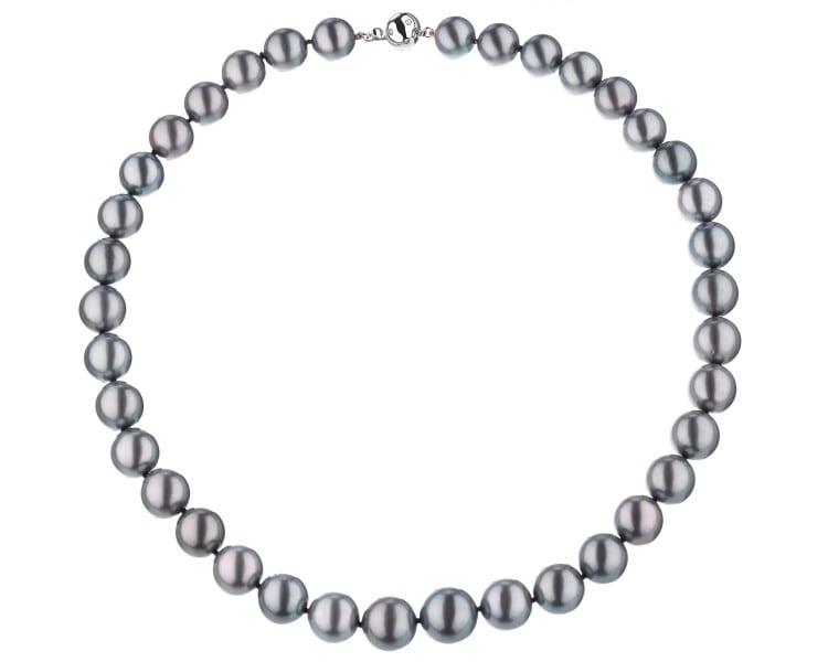 18 K White Gold Pearl Necklace - fineness 18 K