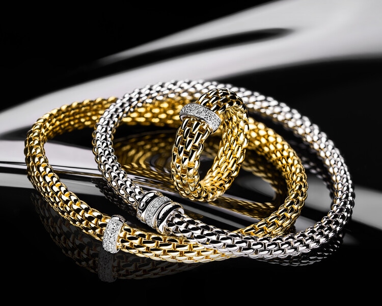 750  Bracelet with Diamonds - 0,10 ct - fineness 750