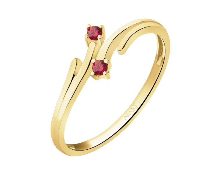 14 K Yellow Gold Ring with Synthetic Ruby