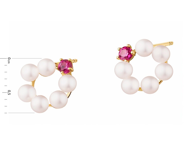 9 K Yellow Gold Earrings with Pearl