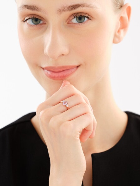 Pierścionek z różowego złota z brylantami i ametystem - próba 585