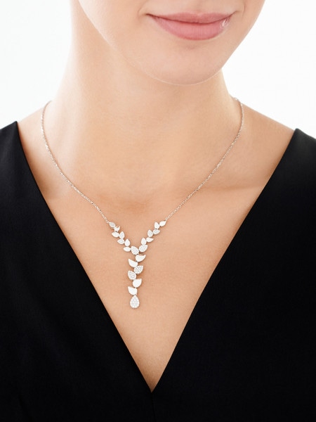 Silver necklace with cubic zirconia - leaves
