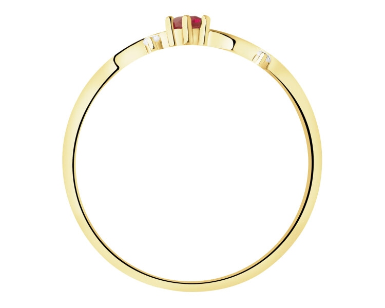 8 K Yellow Gold Ring with Synthetic Ruby