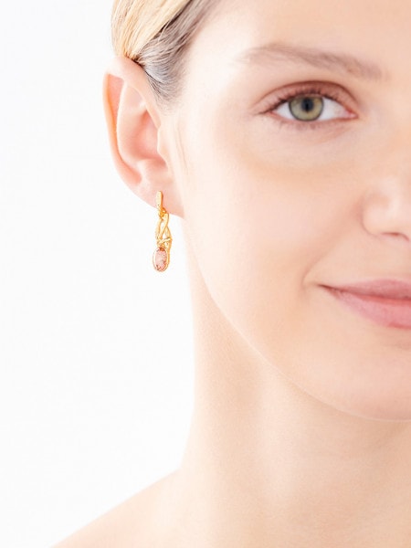 Gold-plated silver earrings with cut glass
