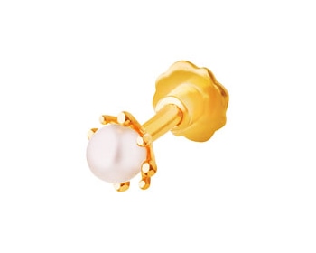 Gold piercing earring with pearl