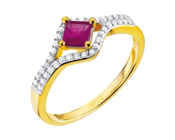 Yellow gold ring with diamonds and ruby 0,16 ct - fineness 14 K