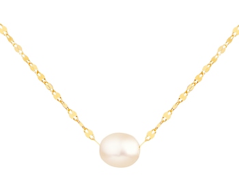Gold necklace with pearl