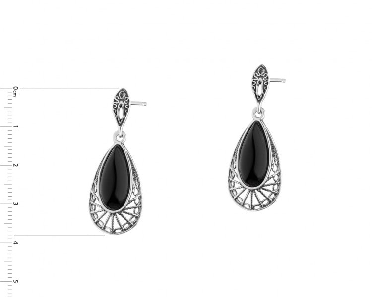 Oxidized Silver Dangling Earring with Onyx