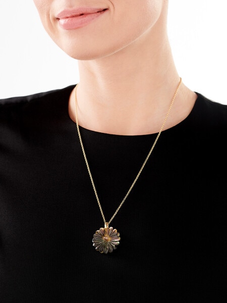 Pozlacený náhrdelník z mosazi s perletí a skleněným detailem
