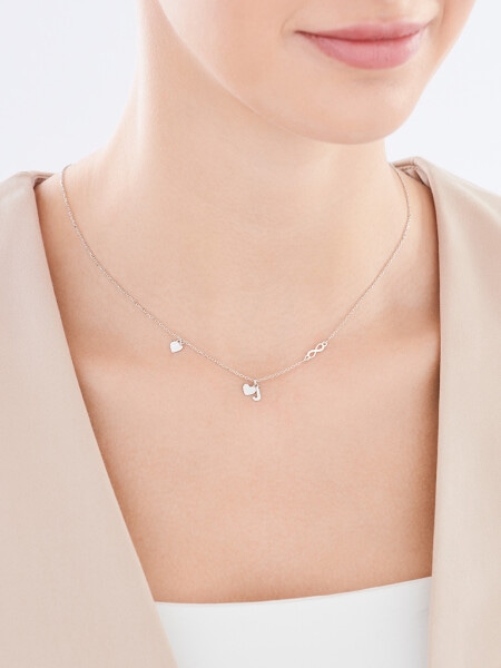Stříbrný náhrdelník - písmeno J, srdce, nekonečno