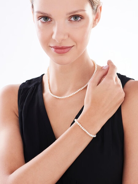 14 K Yellow Gold Pearl Necklace with Pearl