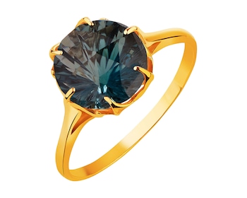 14 K Yellow Gold Ring with Topaz