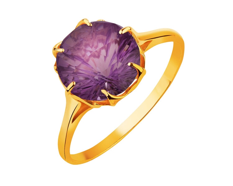 14 K Yellow Gold Ring with Amethyst