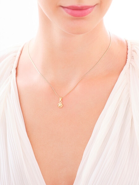 14 K Yellow Gold Pendant with Pearl