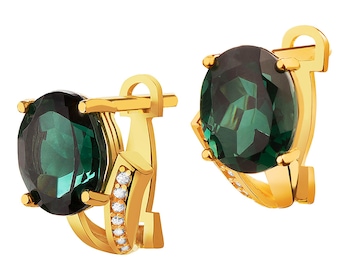 14 K Yellow Gold Earrings with Emerald