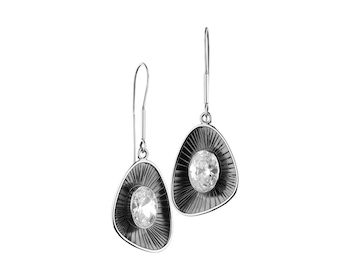 Silver earrings with cubic zirconias></noscript>
                    </a>
                </div>
                <div class=